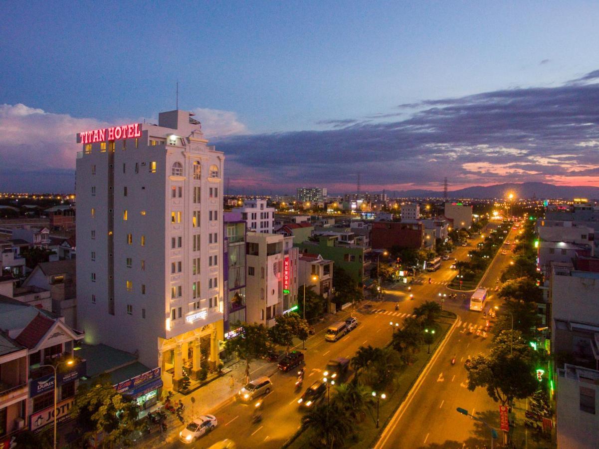 Titan Hotel Da Nang Zewnętrze zdjęcie