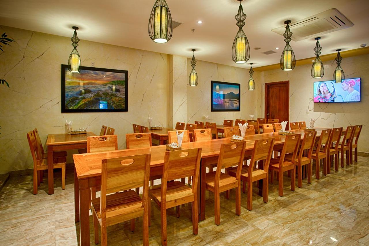Titan Hotel Da Nang Zewnętrze zdjęcie