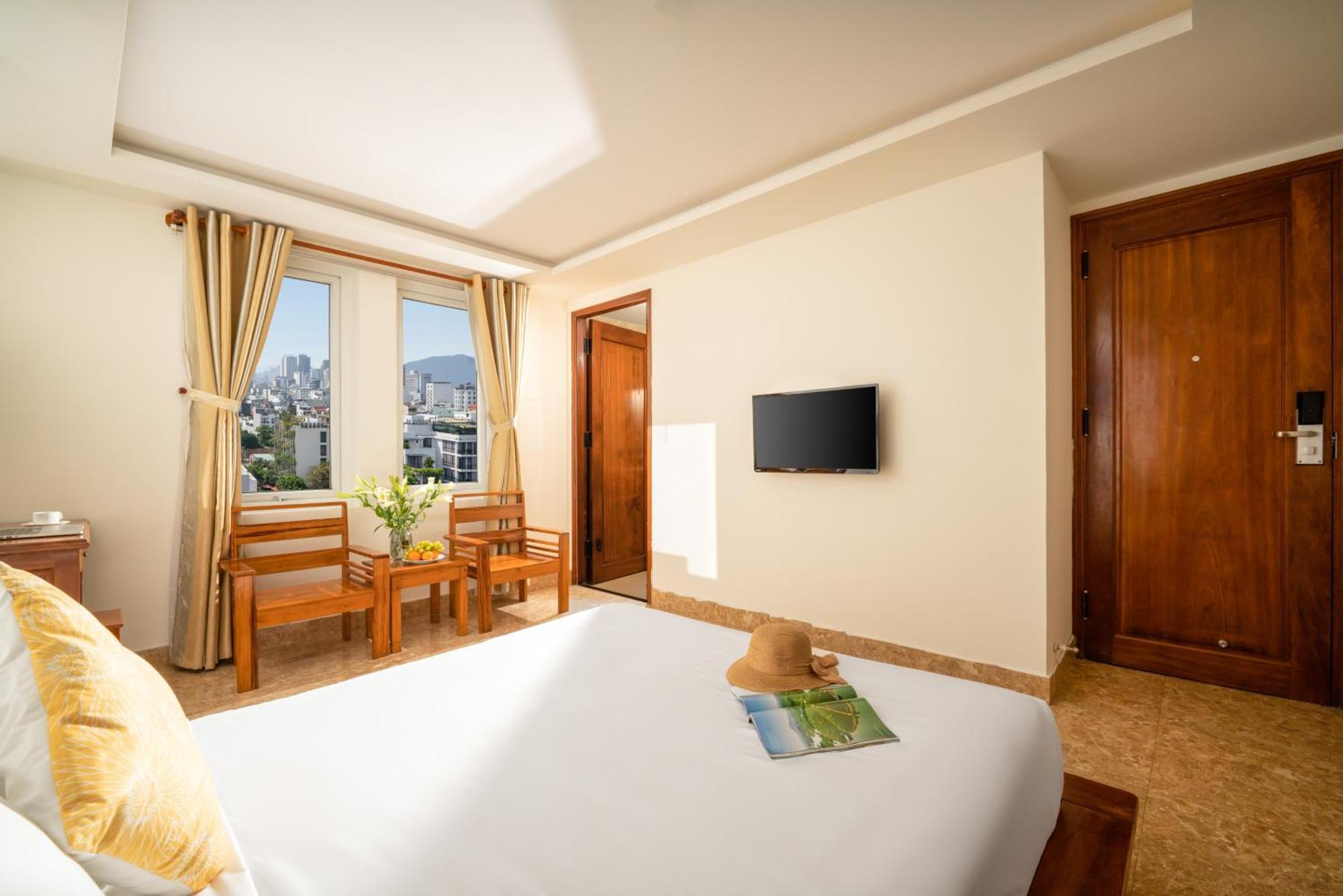 Titan Hotel Da Nang Zewnętrze zdjęcie