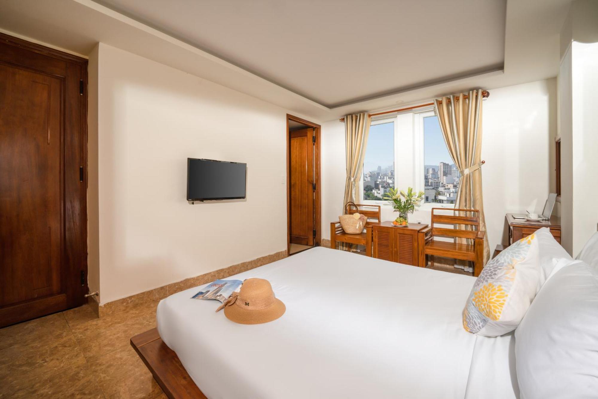 Titan Hotel Da Nang Zewnętrze zdjęcie