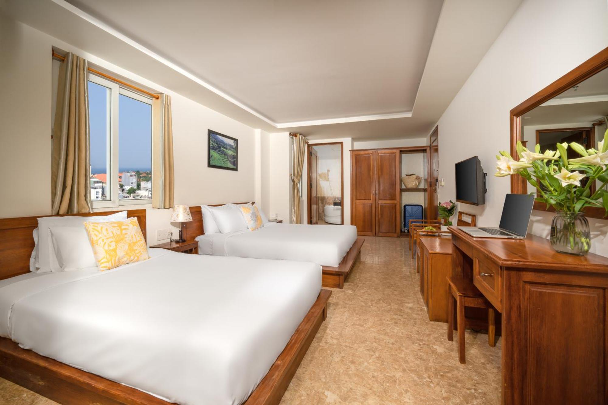 Titan Hotel Da Nang Zewnętrze zdjęcie