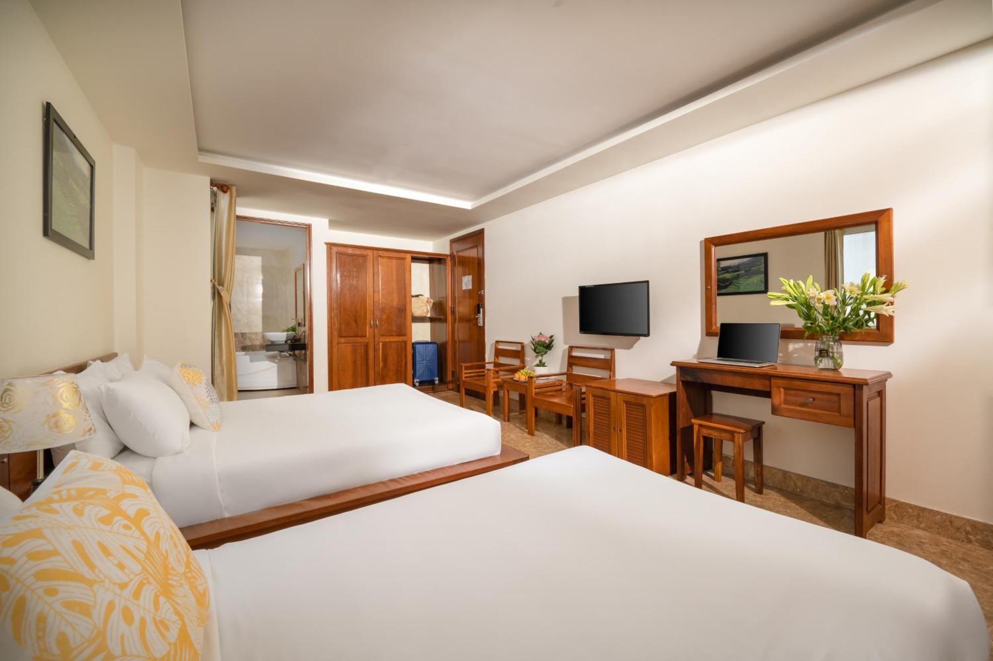 Titan Hotel Da Nang Zewnętrze zdjęcie
