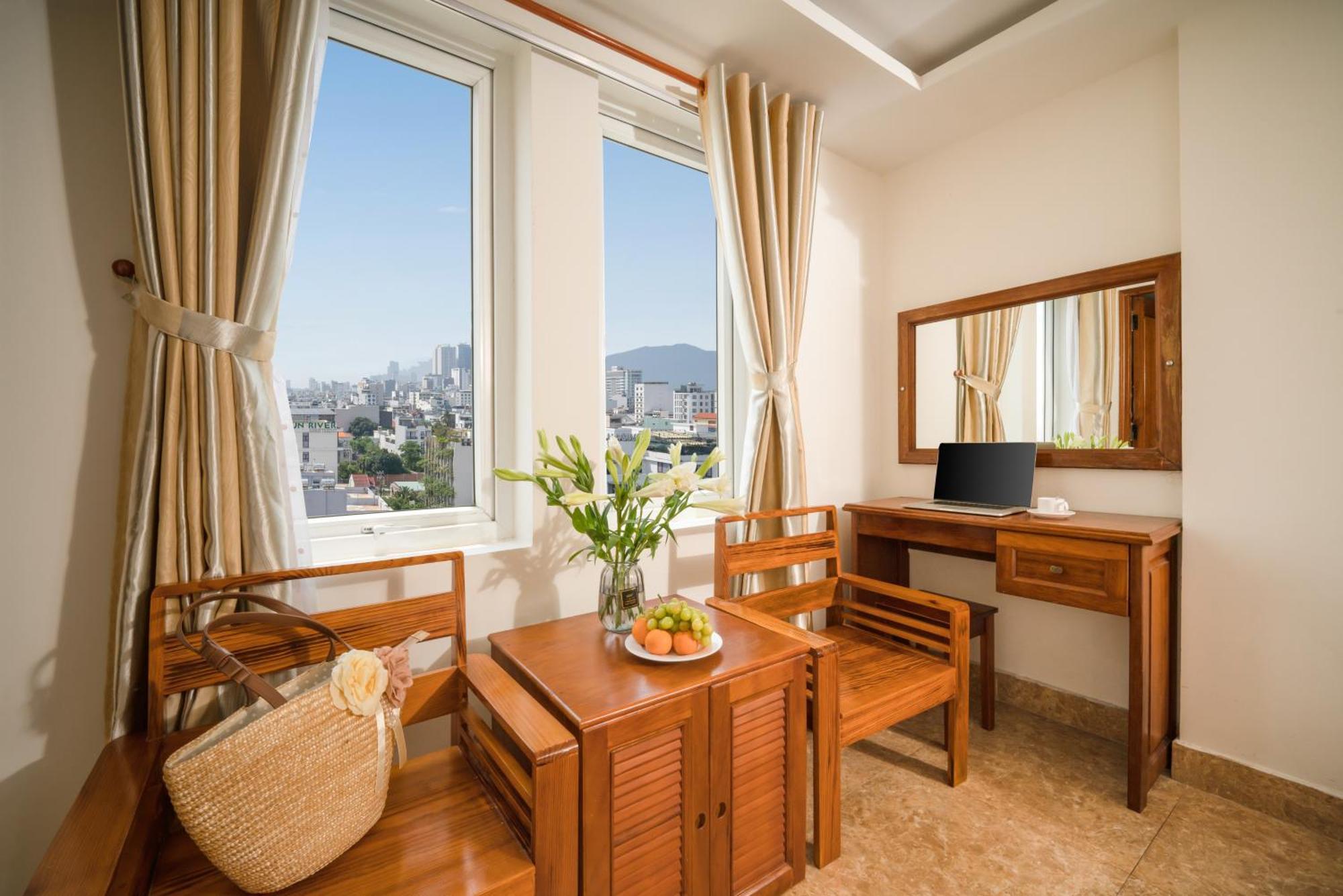 Titan Hotel Da Nang Zewnętrze zdjęcie