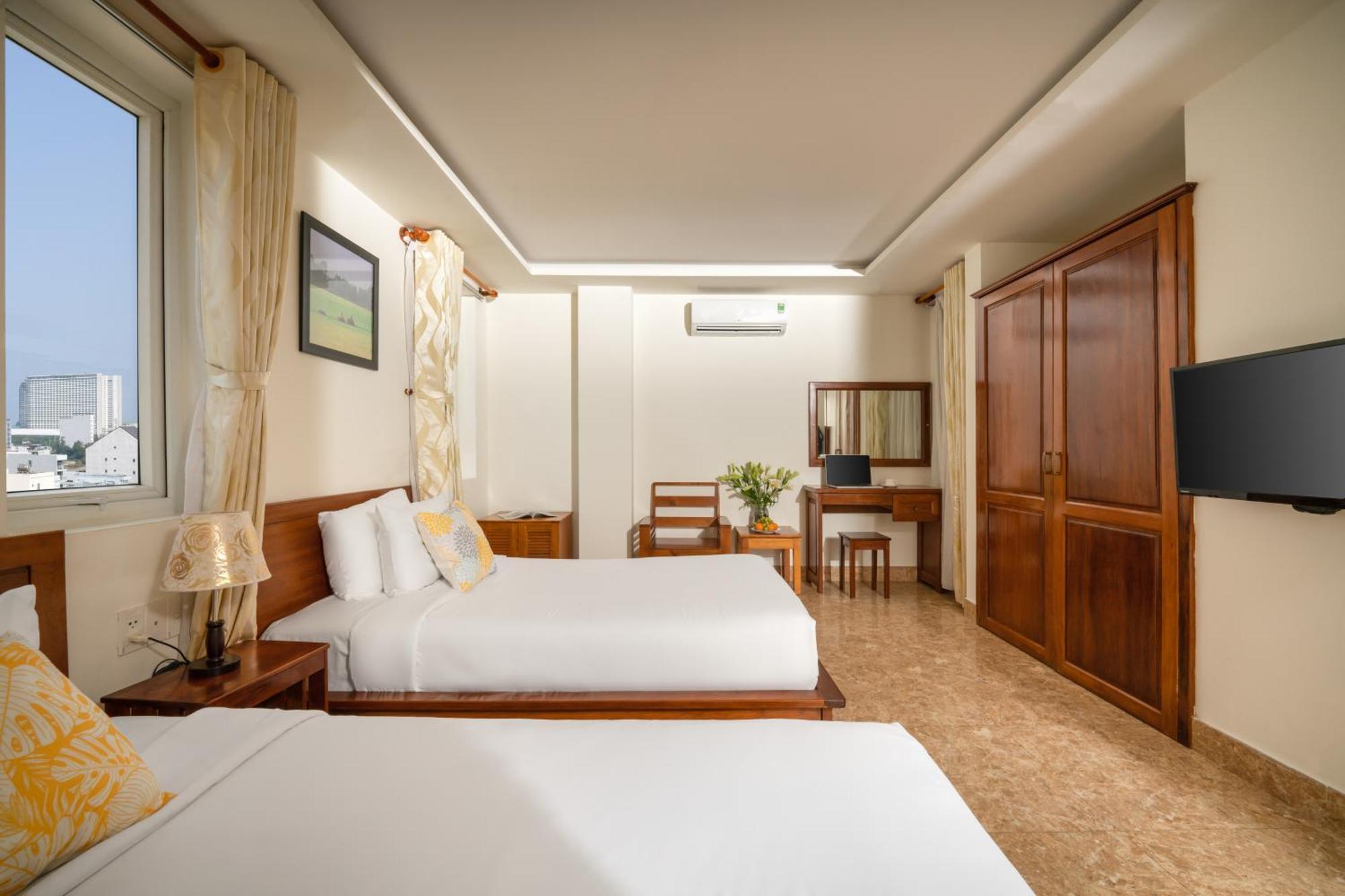 Titan Hotel Da Nang Zewnętrze zdjęcie