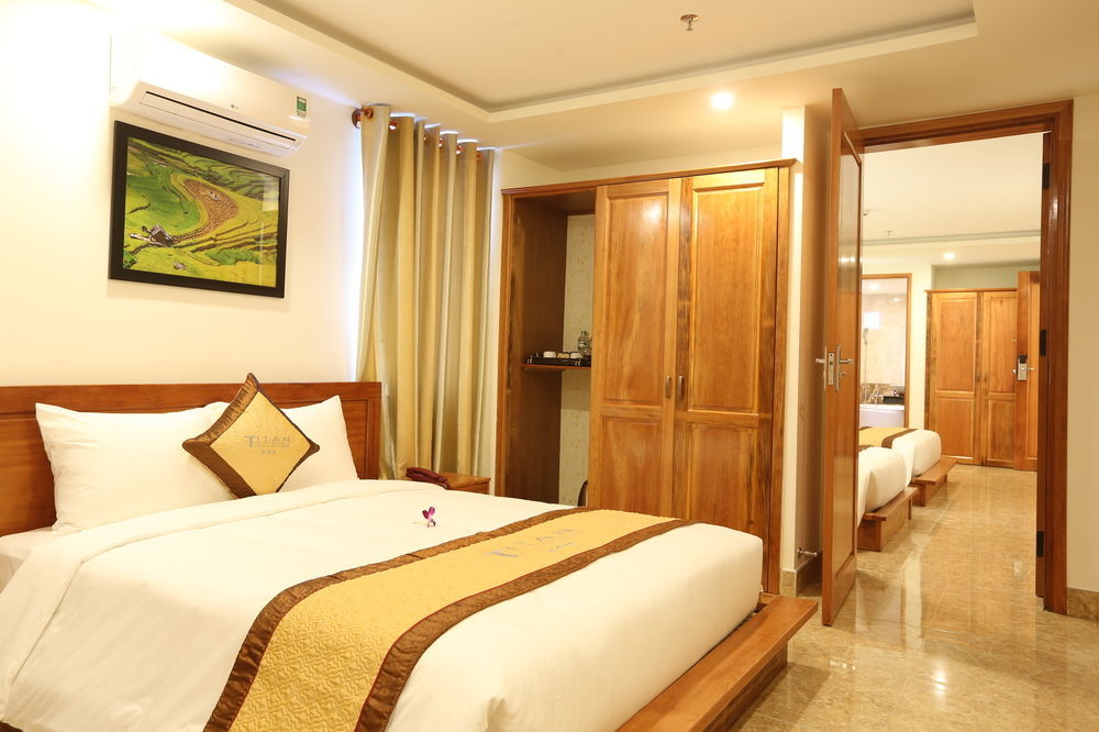 Titan Hotel Da Nang Zewnętrze zdjęcie