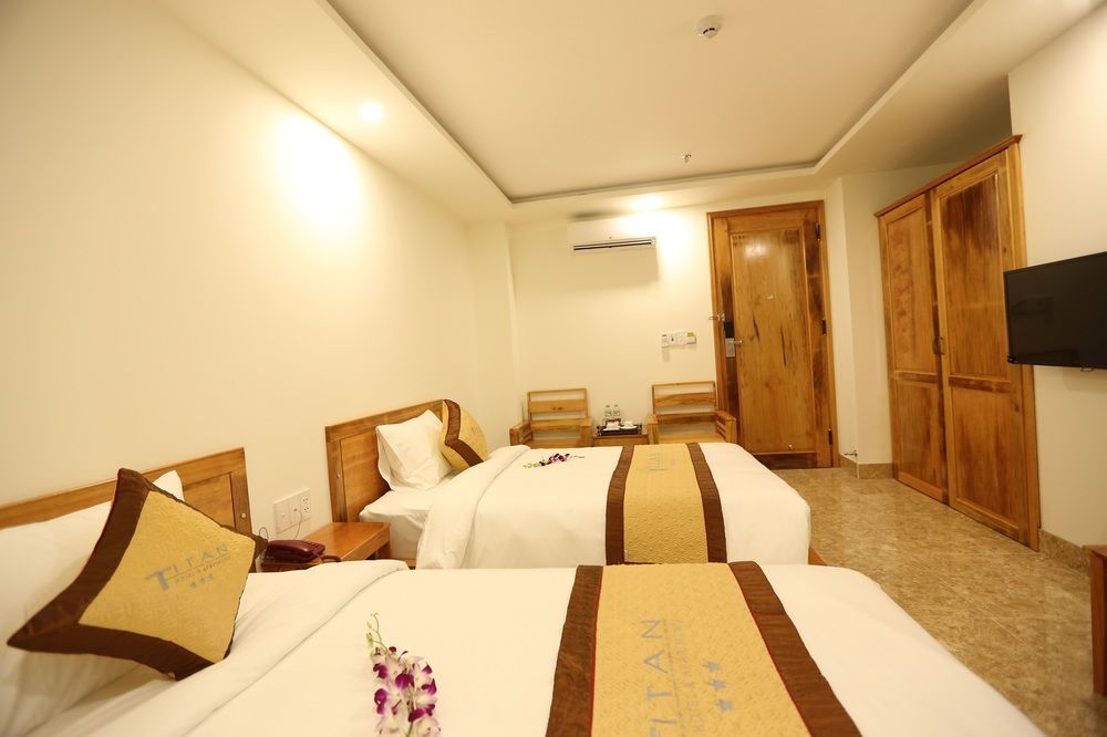 Titan Hotel Da Nang Zewnętrze zdjęcie